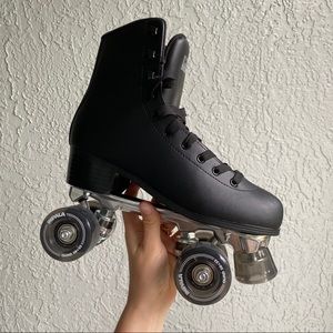 Impala Retro Black Out Roller Skates